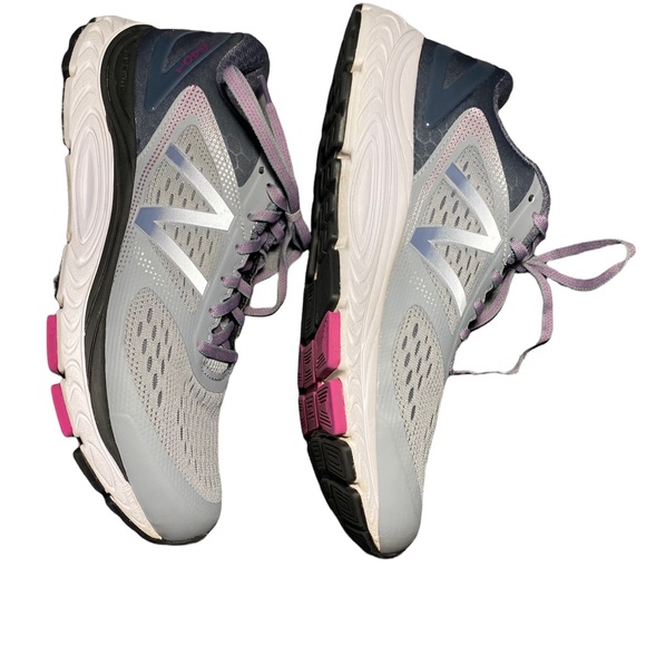 New Balance Shoes - New Balance Womens 840v4 Running Shoes W840GO4 Size 11 Gray (M)